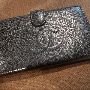 Vintage CHANEL Caviar Long Wallet